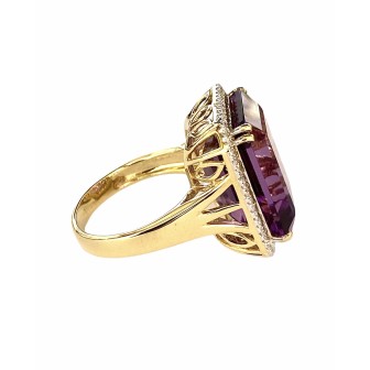 SORTIJA AMATISTA Y DIAMANTES MONTADO EN ORO AMARILLO 18CTS