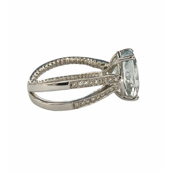 SORTIJA DE AGUAMARINA Y DIAMANTES
