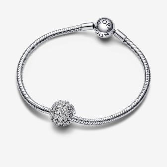 Charm Redondo Brillante en Pavé