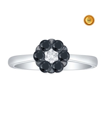 FLOWER RING WITH BLACK AND WHITE DIAMONDS