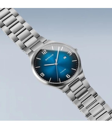 RELOJ BERING TITANIUM PLATA