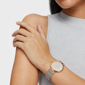 Reloj analógico S-Mesh de acero