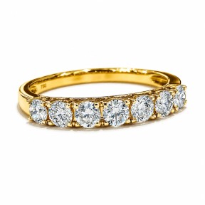 Diamond wedding band