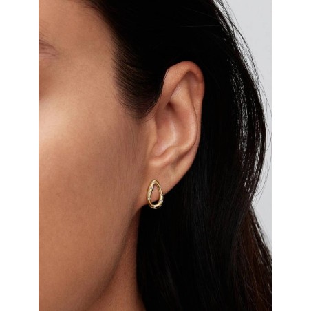 Organic-Shaped Oval Stud Earrings with Set Gemstones