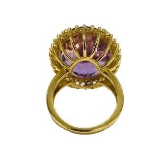 Sortija de Ametrina y diamantes montado en oro amarillo 18 cts.