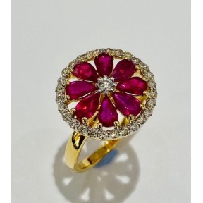 SORTIJA DE ORO BICOLOR DE 18 KTS CON RUBÍ Y DIAMANTES