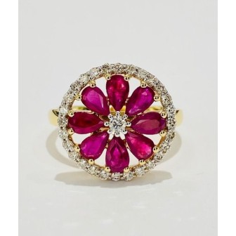 SORTIJA DE ORO BICOLOR DE 18 KTS CON RUBÍ Y DIAMANTES