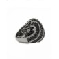 18 KTS WHITE GOLD RING WITH BLACK AND WHITE DIAMONDS