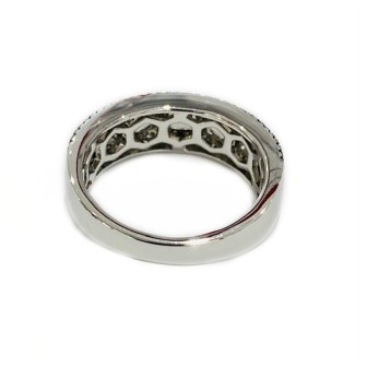 14 KTS WHITE GOLD RING WITH BLACK AND WHITE DIAMONDS
