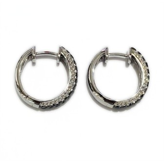 PENDIENTES DE ORO BLANCO DE 14 KTS CON DIAMANTES NEGROS Y BLANCOS