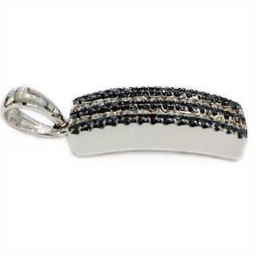 Colgante de Oro con Diamantes Negros y Blancos