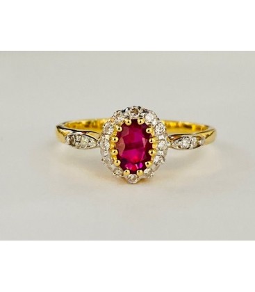 18 kts bicolor gold ring with ruby and diamonds
