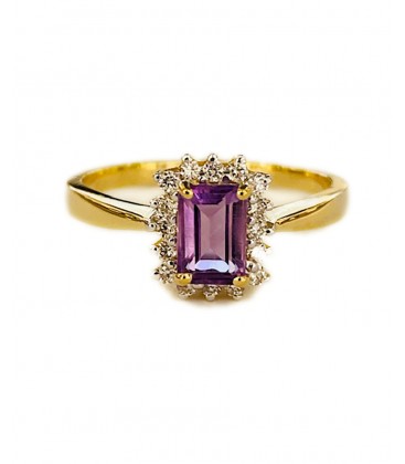 RING OF AMEYTHYST AND DIAMONDS