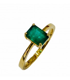 18KT GOLD RING WITH EMERALD