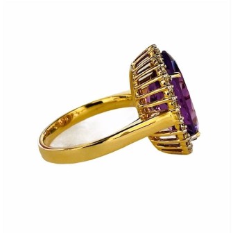 SORTIJA AMATISTA Y DIAMANTES MONTADO EN ORO AMARILLO 18CTS